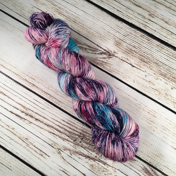 Logo No.1 Egmont Superwash Merino Wool Yarn Single Ply Hand-Dyed by Kitty Bea Knitting